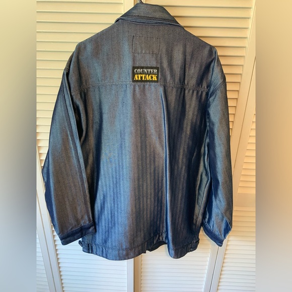 COUNTER ATTACK - Picture 5 of 16